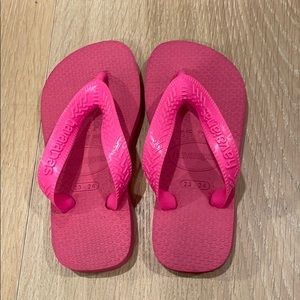 Kids hot pink havianas